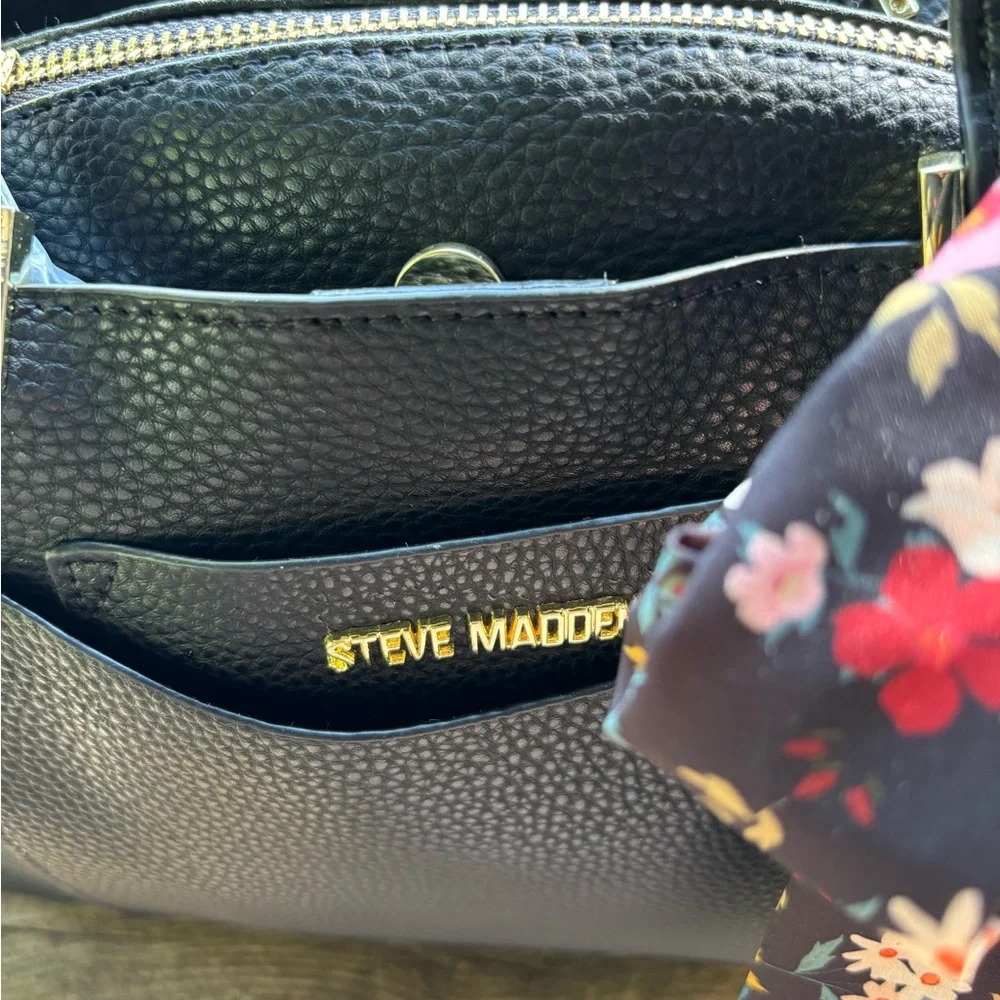 Steve Madden Black Satchel/Crossbody/Shoulder Bag with Floral Accent NWT - Picture 4 of 8